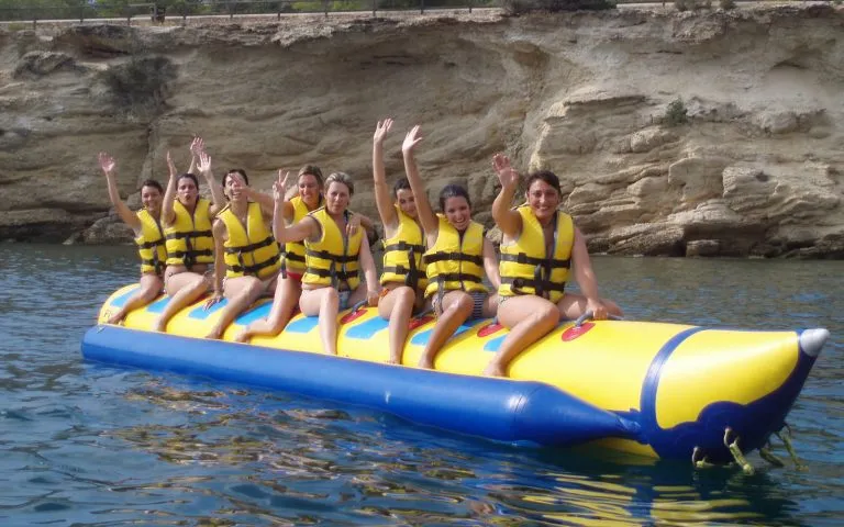Bananenboot Ibiza